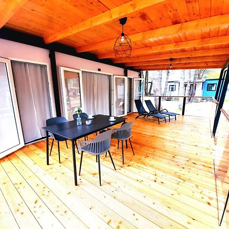 Lux Camp - Mobile Homes In Bi Village 파자나 객실 사진