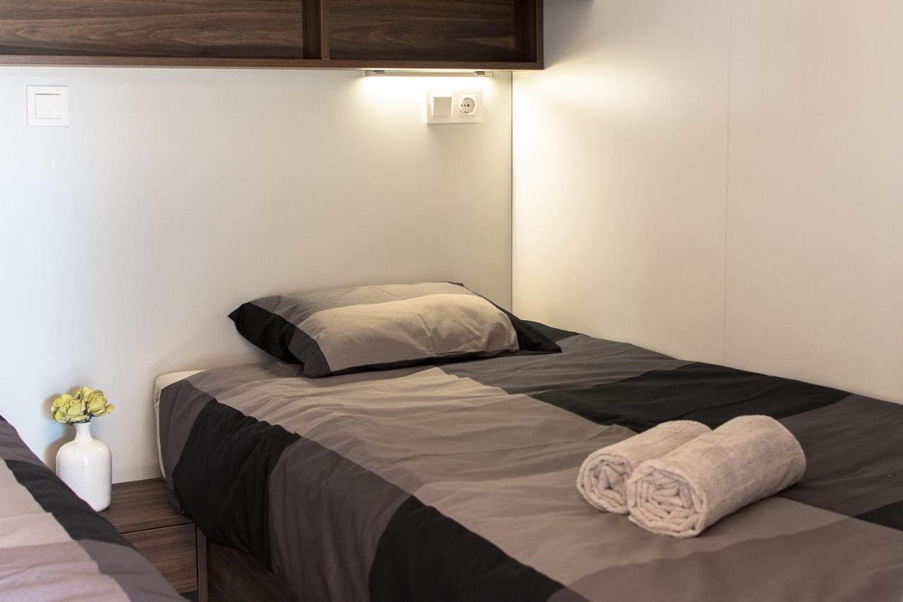Lux Camp - Mobile Homes In Bi Village 파자나 외부 사진