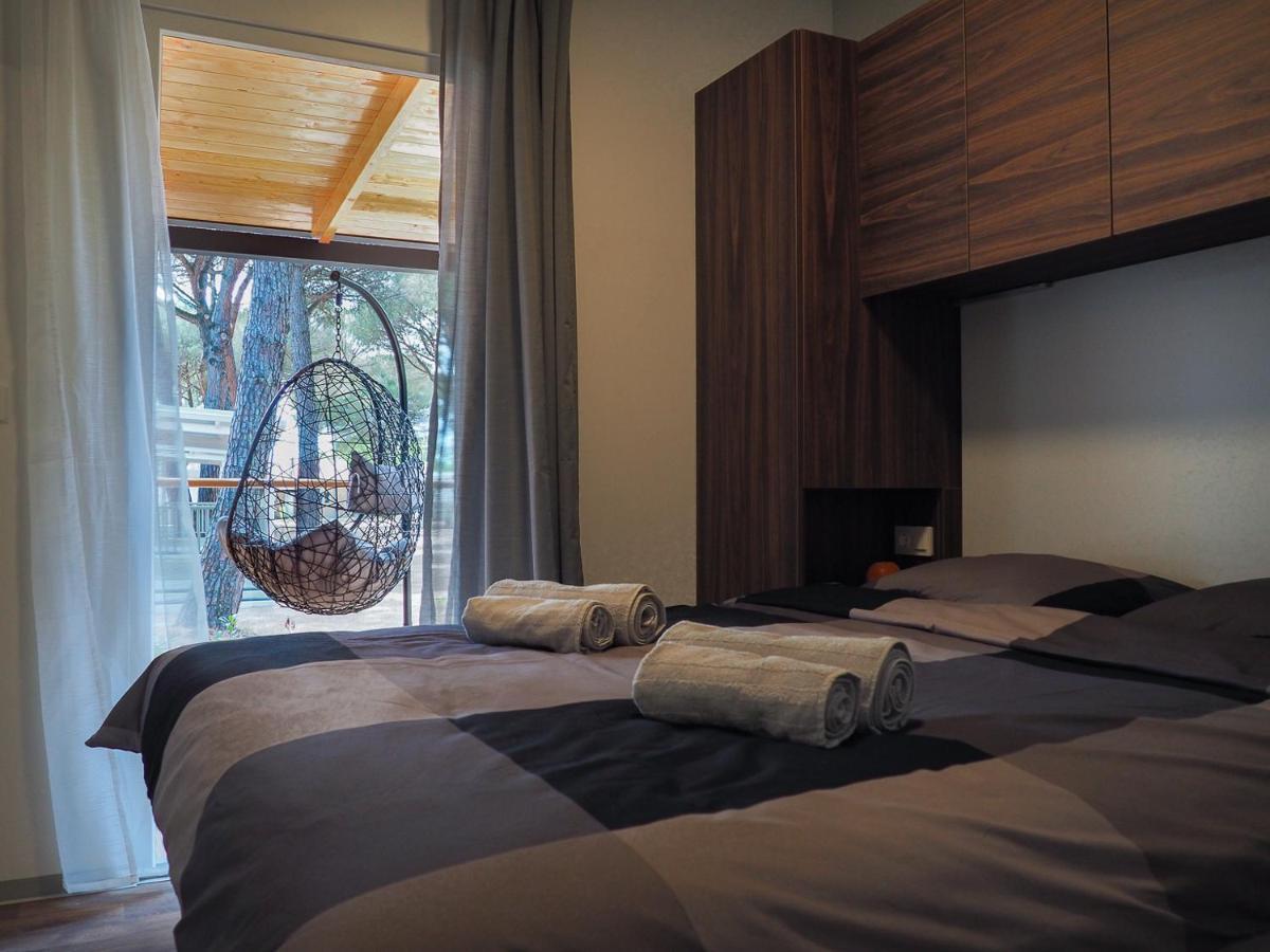 Lux Camp - Mobile Homes In Bi Village 파자나 외부 사진